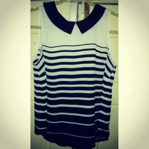 Black and white sleeveless Blouse